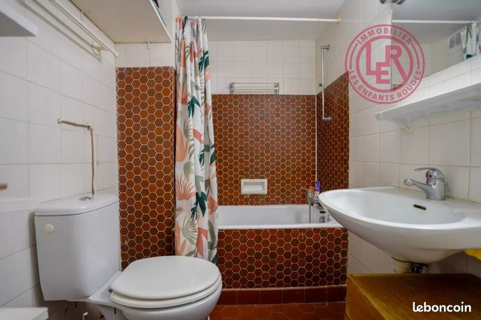 Studio 1 pièce 14 m² — 6