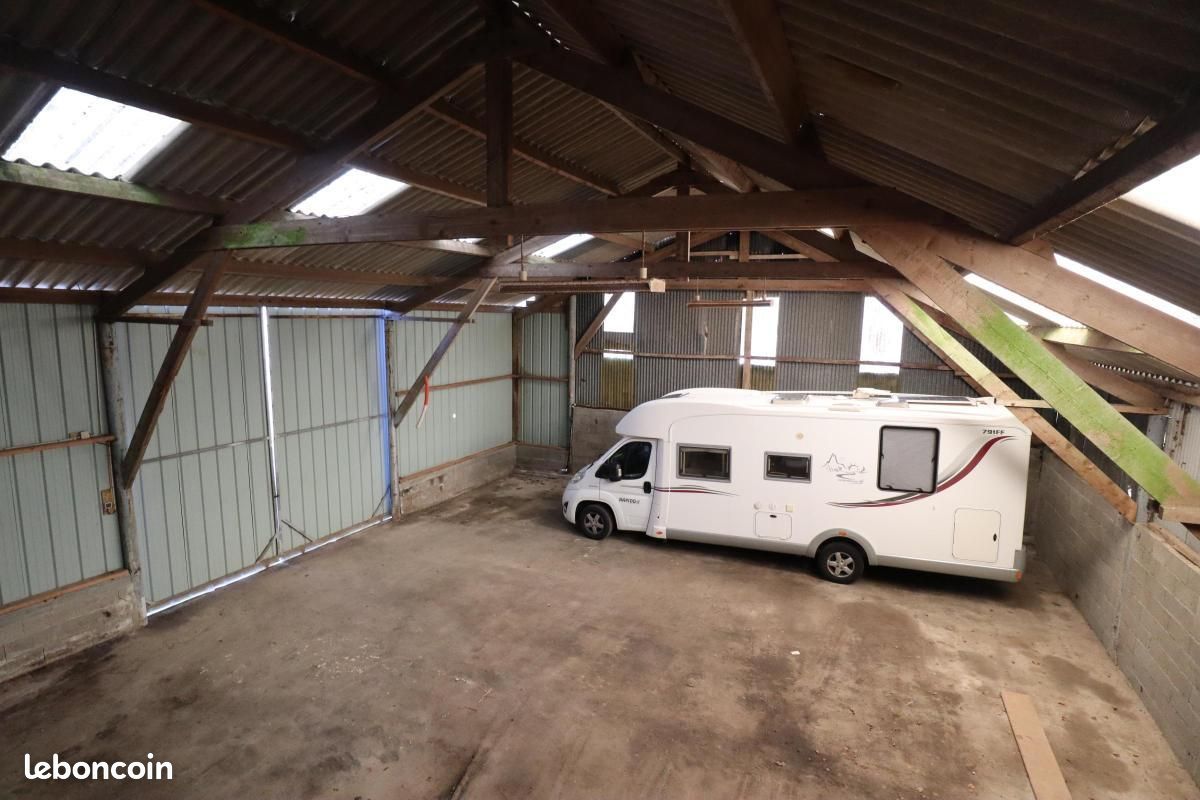 Propriété 12 pièces 239 m² (image 18)