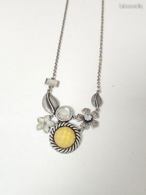 Collier Fantaisie Vintage Ancien Rétro - Bijou D'occasion Pour Collectionneur, Fabriqué En France