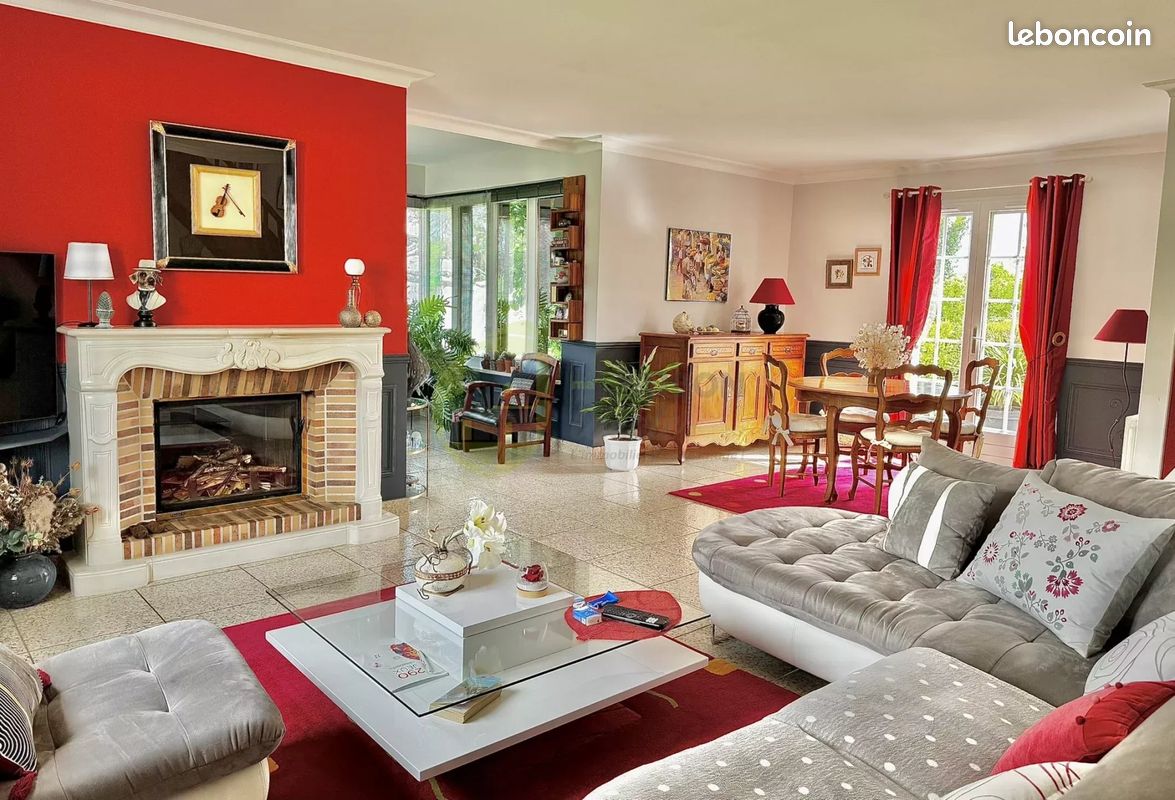 Propriété 146 m² Vasselay (image 1)