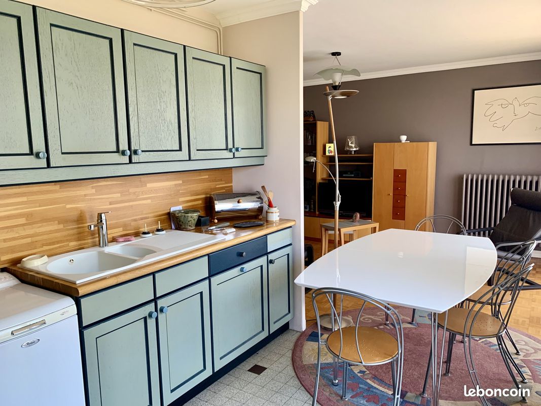Appartement 3 pièces 70 m² · à Saint-Fons · 70 m² · 135 000 €