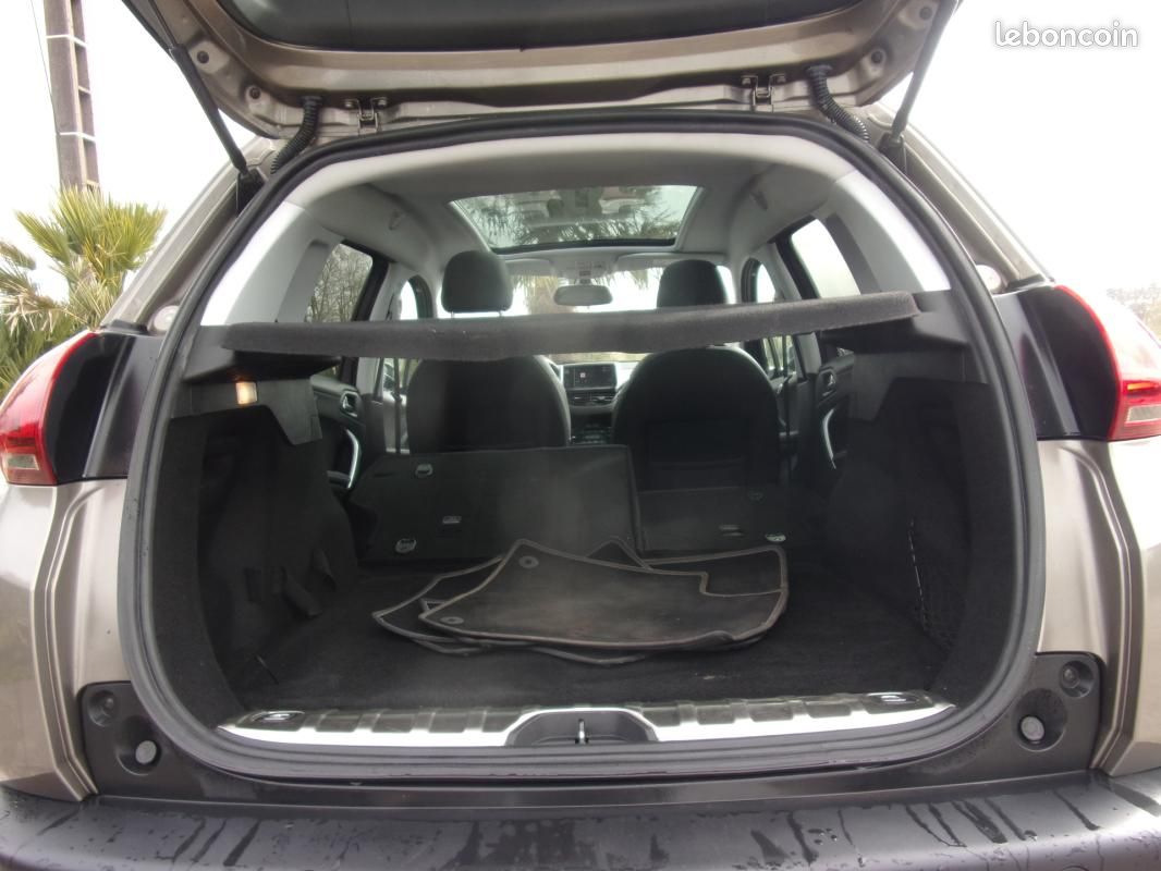 Peugeot 2008 1.6 BlueHDi 100ch BVM5 Crossway (image 13)
