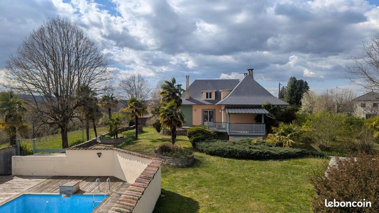 Maison 5 pièces 141 m²