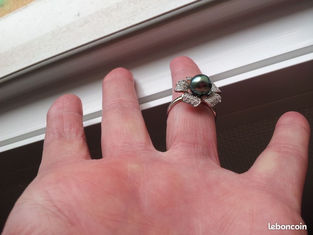 Bague MANAREVA Perle de Tahiti Fleur Prix 399E NEUVE Montres
