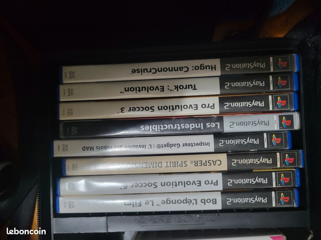 PS2 Fat SCPH-39004 + Manette Officielle PS One DualShock + 8 Jeux Complets (Dont Raretés) prix négociable (image 4)