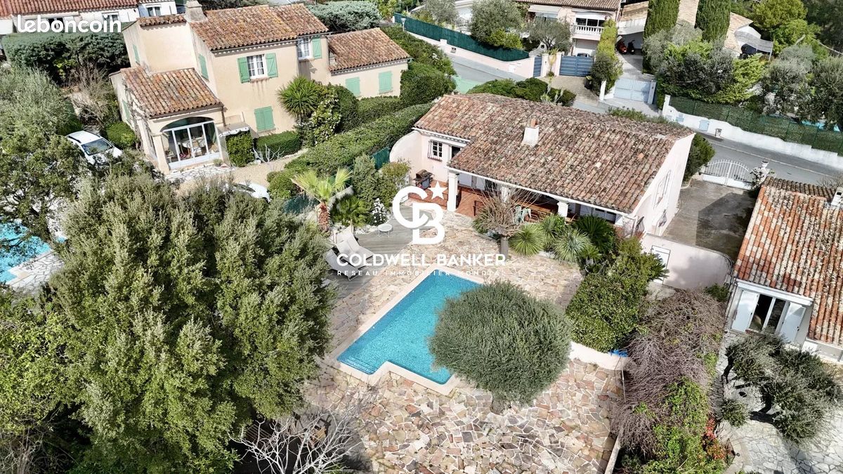 Maison 8 pièces 160 m² · à Gassin · 160 m² · 1 290 000 €