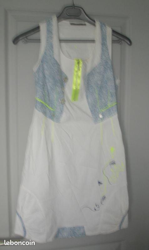 Robe blanche bleu jaune neuf 38 mode a vous Vêtements