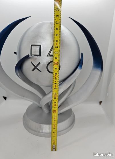 Fan art Trophée play4 30cm (image 2)