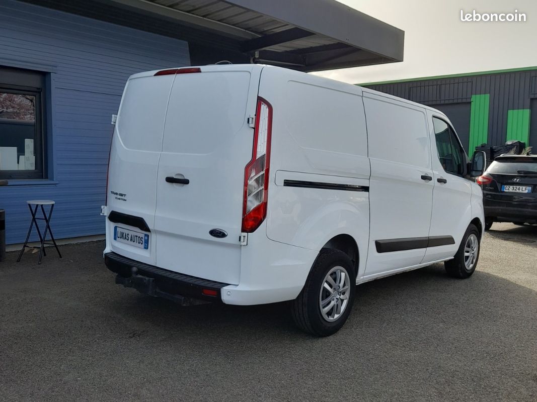 Ford transit custom fourgon l1h1 2.0 ecoblue 130 bva trend business prix 18500 ht (image 6)