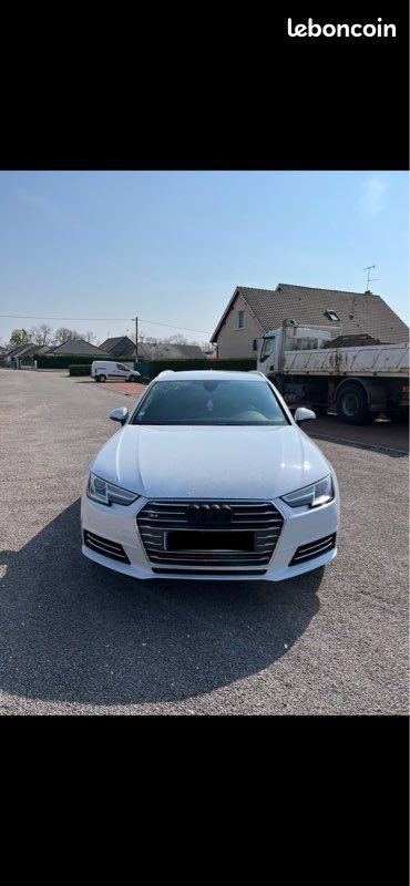 Audi A4 (image 1)