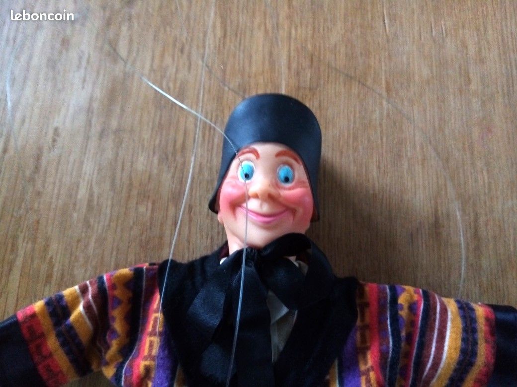 Le Café de l'Histoire: aux origines de la marionnette Guignol