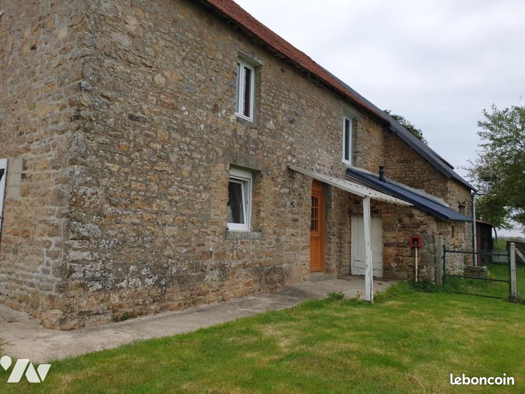 Maison 88 m² · à Vire Normandie · 88 m² · 685 €/mois