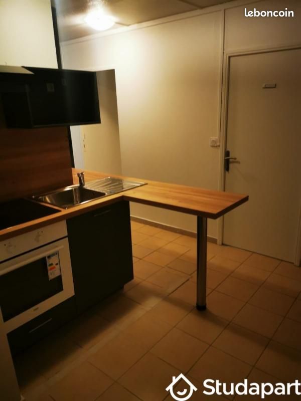 Appartement a louer saint-ouen-l'aumone - 1 pièce(s) - 12 m2 - Surfyn