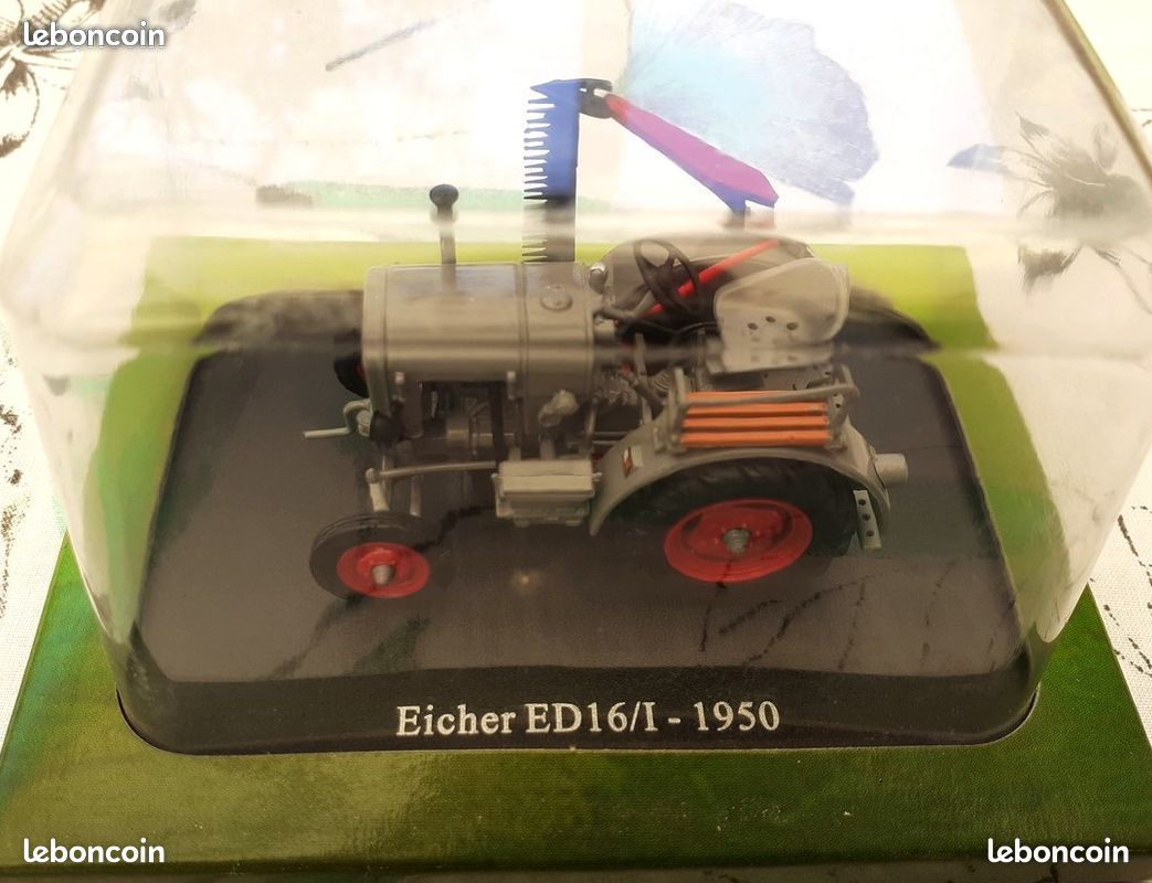 Modèle Réduit Tracteur Bautz 300 TD 1960 - Échelle 1/43 Universal Hobbies - Occasion