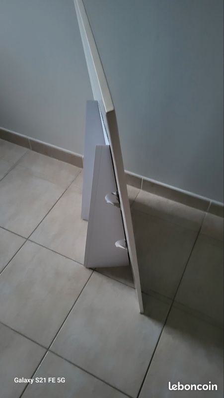 Poster (image 3)