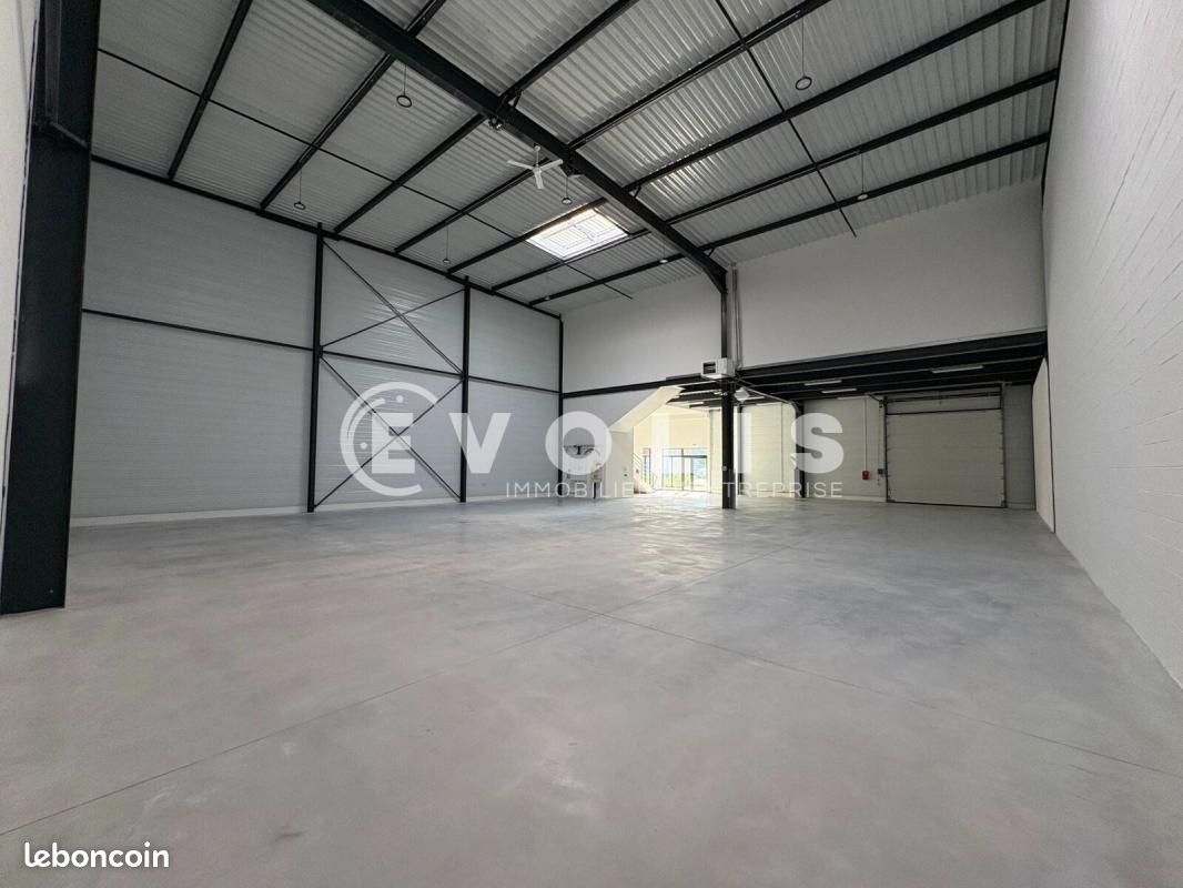 Local d'activité 375 m² (image 3)