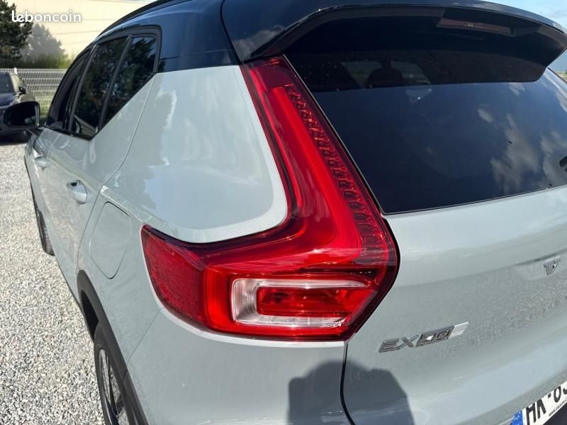Volvo EX40 Single Extended Range 252ch Plus (image 8)