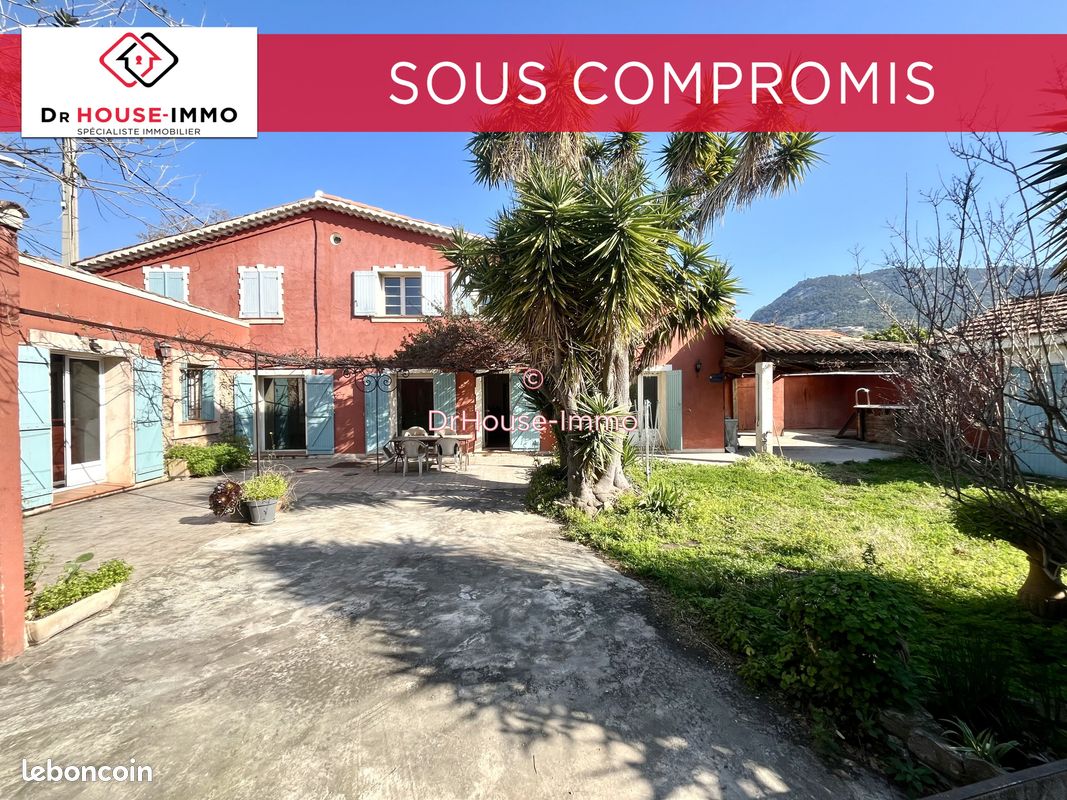 Maison 7 pièces 195 m² · à Toulon · 195 m² · 599 000 €