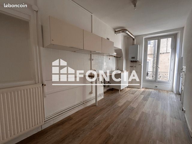 Appartement 4 pièces 81 m² · à Nîmes · 81 m² · 850 €/mois