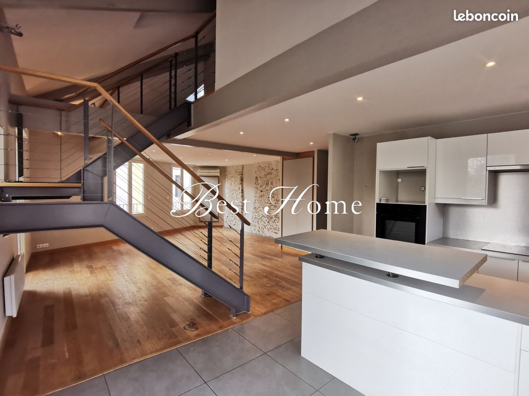 Appartement a louer nimes - 4 pièce(s) - 106 m2 - Surfyn