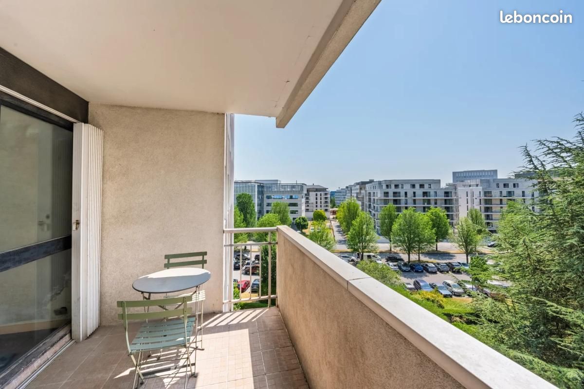 Appartement 3 pièces 72 m² · à Vélizy-Villacoublay · 72 m² · 273 000 €