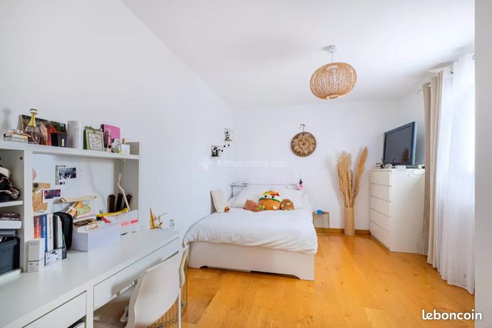 Maison 6 pièces 170 m² — 16