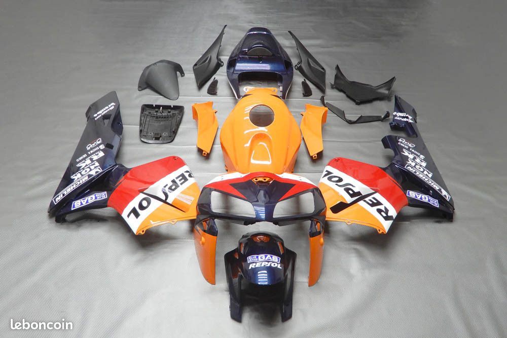 Carénage HONDA CBR 600 RR 2005 à 2006 CBR600RR PC37 (image 1)