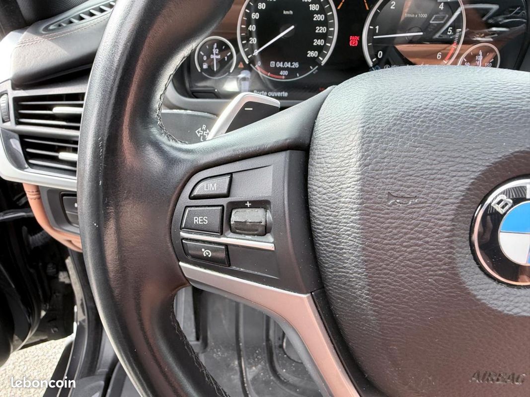 BMW X5 xDrive 40d - BVA Sport 5pl F15 F85 M Sport PANO/BO/ELECS/CHAUFFANTS/AMBIANCE/HEADUP (image 12)