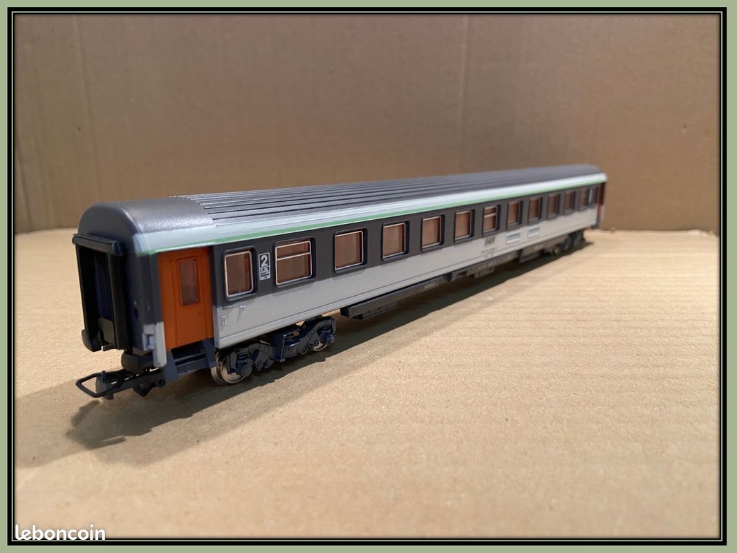 Voiture corail jouef - Modélisme