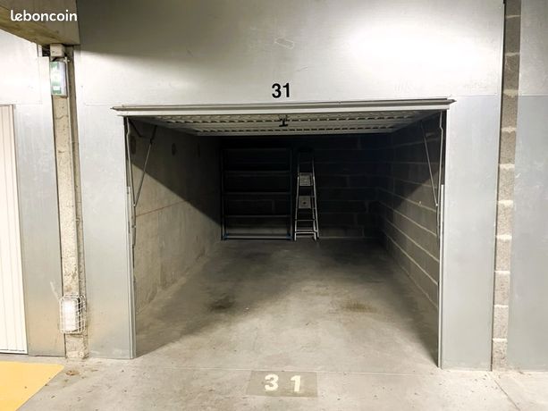 https://img.leboncoin.fr/api/v1/lbcpb1/images/43/8b/e0/438be074e07c2b334110c42dcae6e547e30eb929.jpg?rule=ad-image