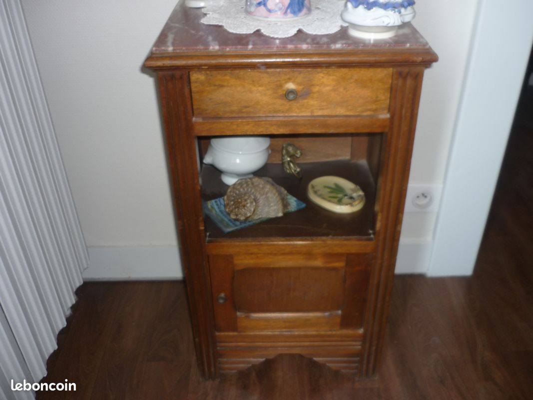 Petit meuble style ancien (image 1)