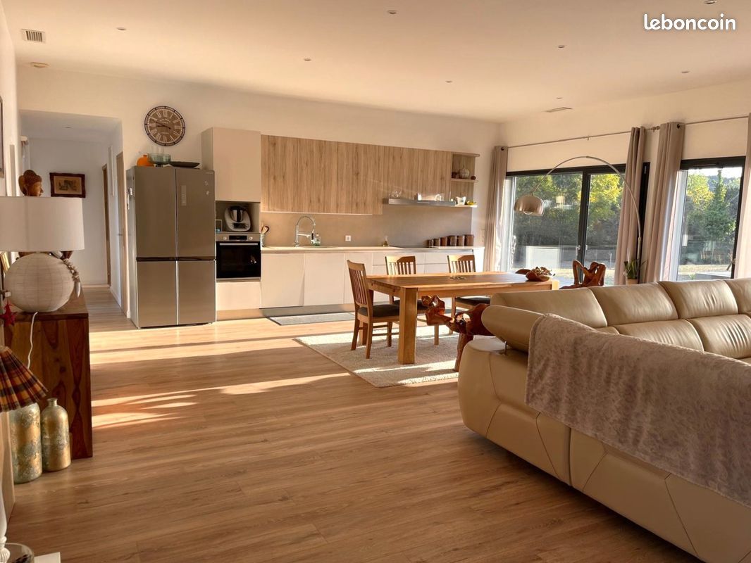 Maison 5 pièces 182 m² · à Caudiès-de-Fenouillèdes · 182 m² · 387 500 €