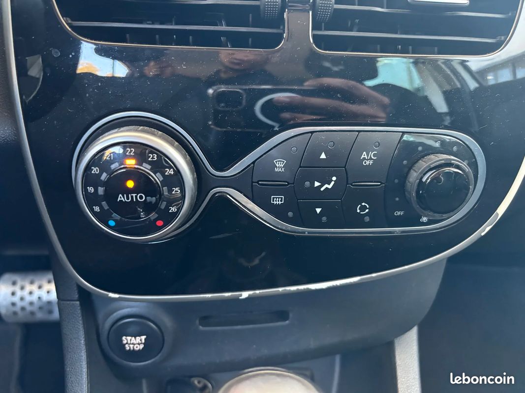 Renault CLIO IV TCe 120ch EDC GT / RS Drive / GPS / Origine France (image 36)