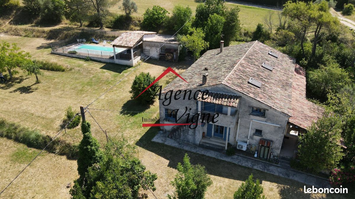 Maison 8 pièces 200 m² · à Saint-Ambroix · 200 m² · 349 000 €