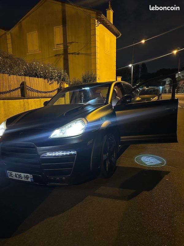Porsche turbo s. Cayenne Magnum (image 16)