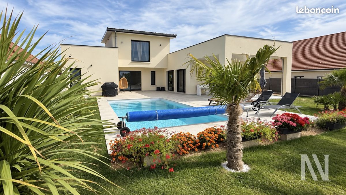 Maison 5 pièces 150 m² · à Creney-près-Troyes · 150 m² · 499 000 €