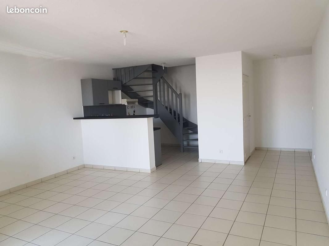 Appartement 4 pièces 79 m² · à Saint-Denis · 79 m² · 935 €/mois