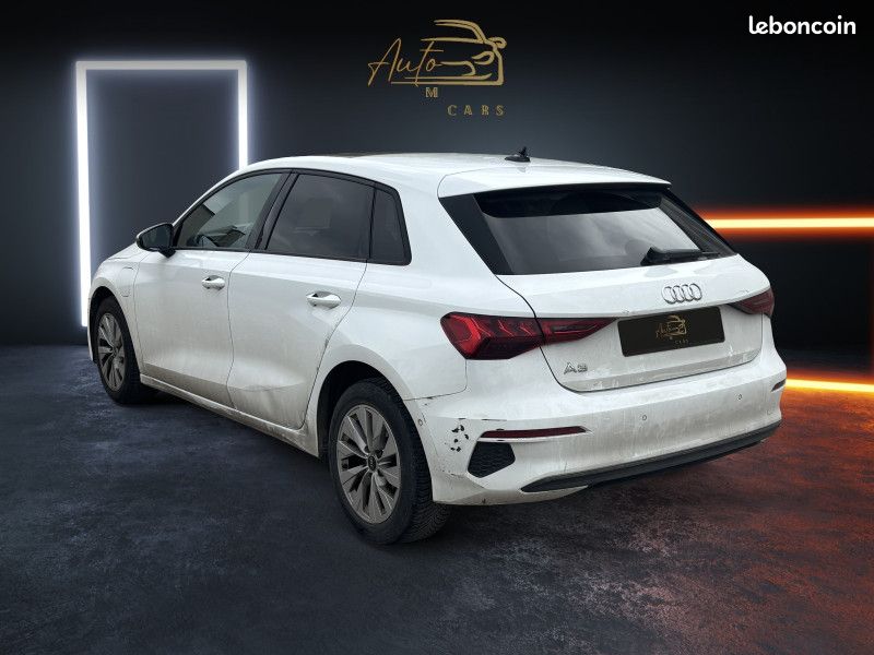 Audi A3 SPORTBACK 40 TFSI E 204CH DESIGN S TRONIC - TOIT PANO OUVRANT - SIEGES CHAUFFANTS (image 3)