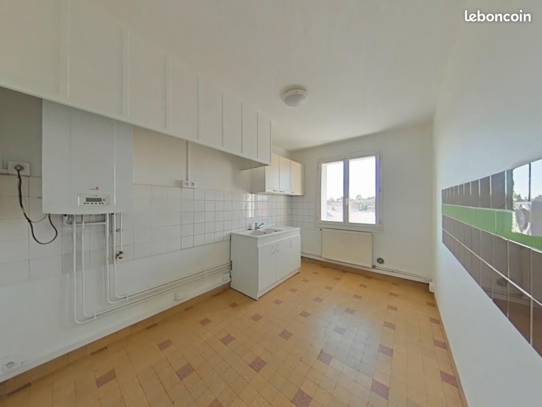 Appartement 3 pièces 64 m² · à Bourg-de-Péage · 64 m² · 470 €/mois