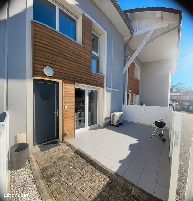 Maison 3 pièces 69 m² · à Saint-Bonnet-de-Mure · 69 m² · 299 000 €