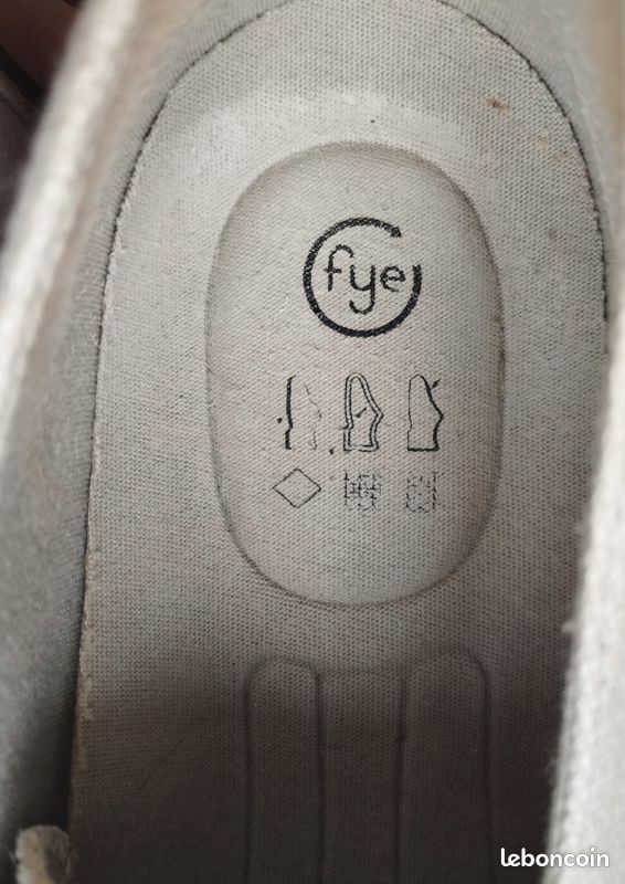 Tennis beige marque Fye taille 38 matières bio neuves (image 3)