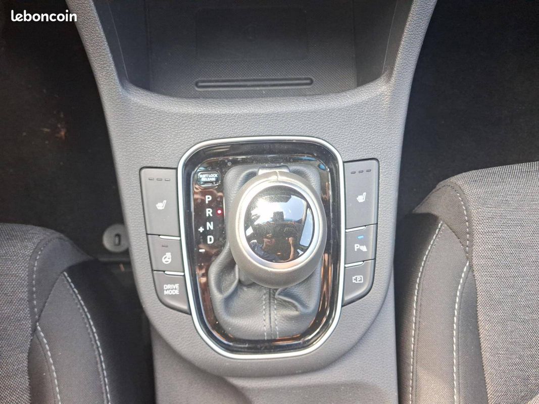 HYUNDAI i30 1.0 T-GDi 120 DCT-7 Hybrid 48V Creative (image 18)