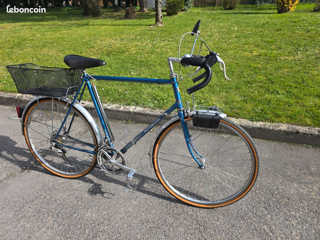 VÉLO ANCIEN 1/2 course Cycle MOTOBECANE année 1960 Collection Rétro