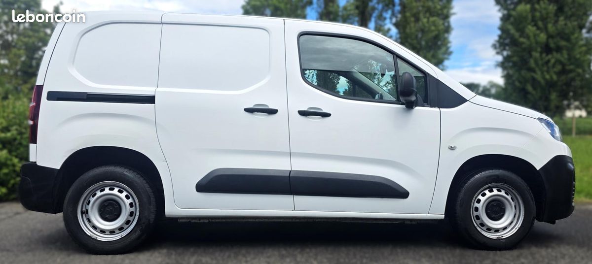 Citroën Berlingo 1° Main 1.5 b HDI 100cv Driver Double porte latérales Entretien Constructeur (image 5)