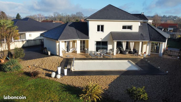 Maison 6 pièces 187 m²