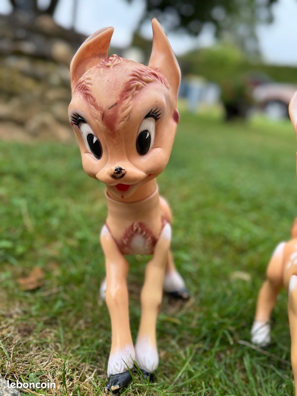 Figurine Bambi Vintage En Plastique Soufflé - 26,8 Cm - Décoration Ou Jouet Ancien