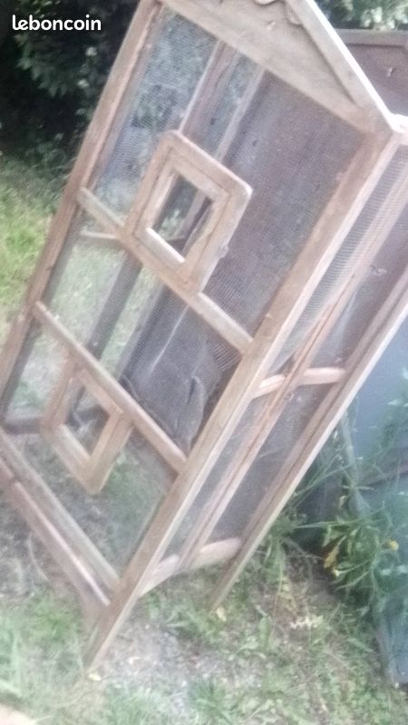 Une cage à oiseaux (image 1)