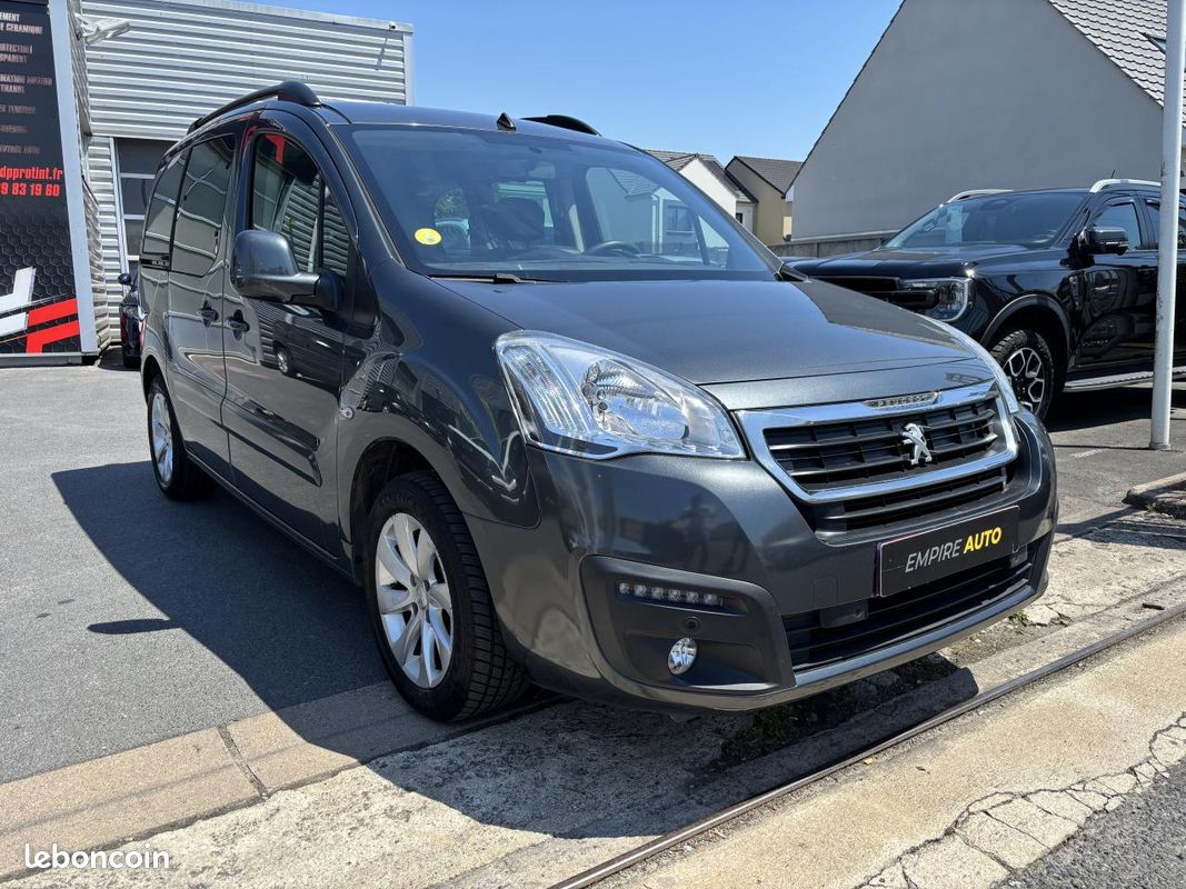 PEUGEOT PARTNER 1.6 BlueHDi 75ch Style (image 3)