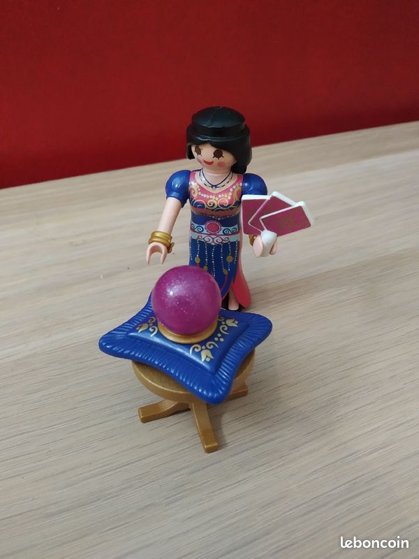 Playmobil voyante (image 1)