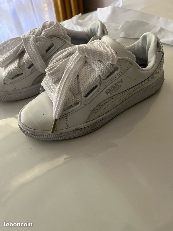 Basket femme Puma heart explosive Chaussures